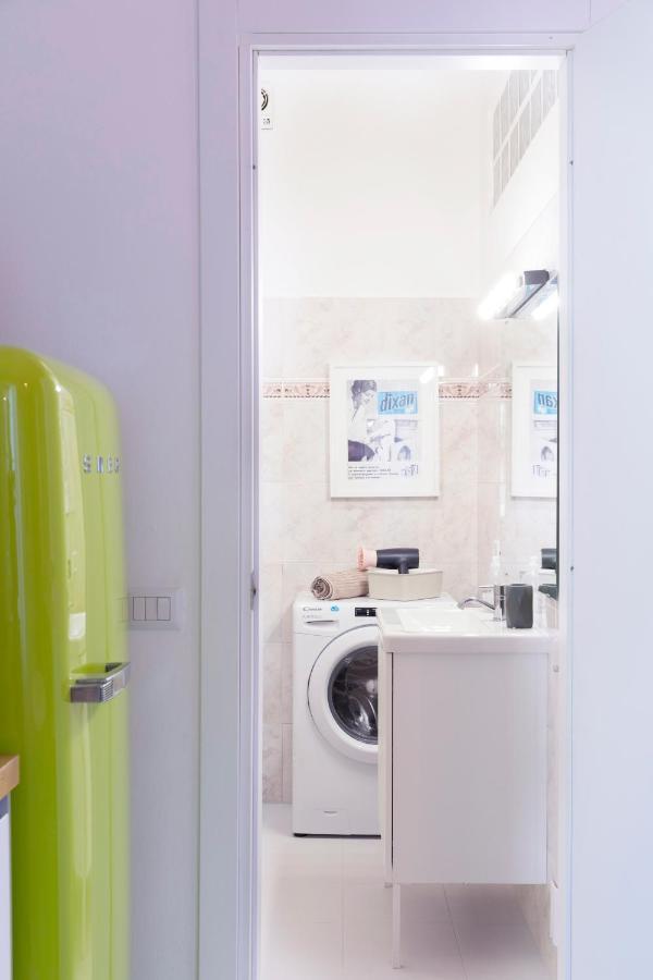 Xenia - Stylish Colorful Apt- Upbeat & Well-connected Area Appartement Milaan